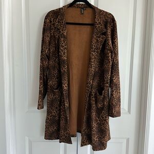 UEC Ethyl Clothing Vegan Faux Suede Cheetah Duster Size XL